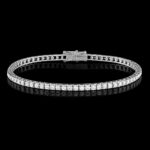 Bracciale tennis tornito in oro bianco 18kt, diamanti kt.3.20