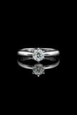 Anello solitario diamanti - immagine 2